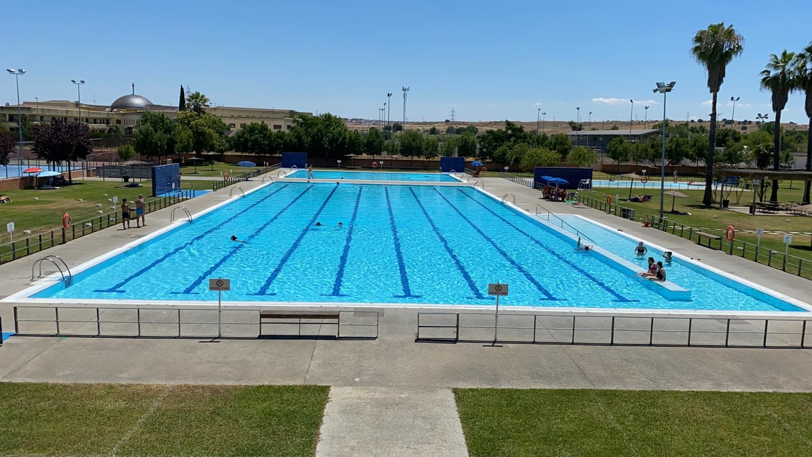 Las piscinas municipales de Badajoz abrirán